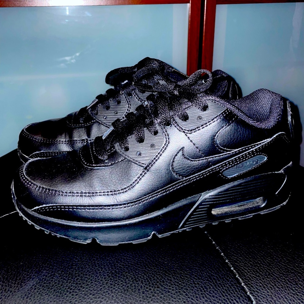Nike All-Black Air Max Sneakers
